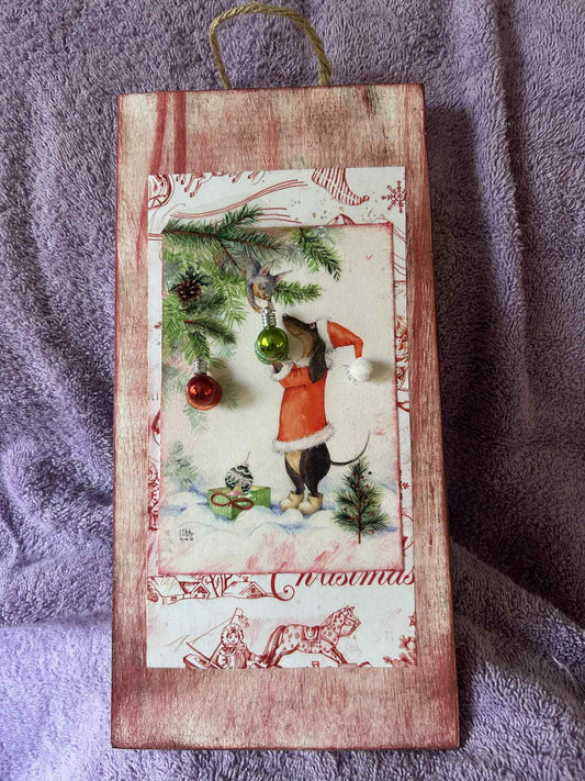 Dachshund Santa Decorating the Tree (0014)