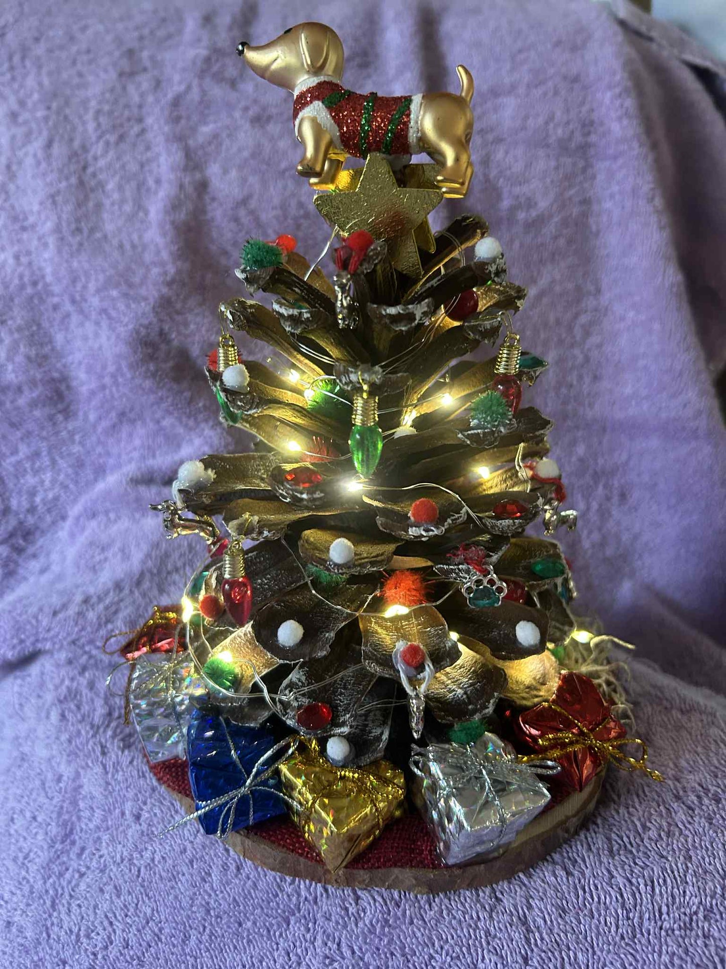 Dachshund Pine Cone Christmas Tree