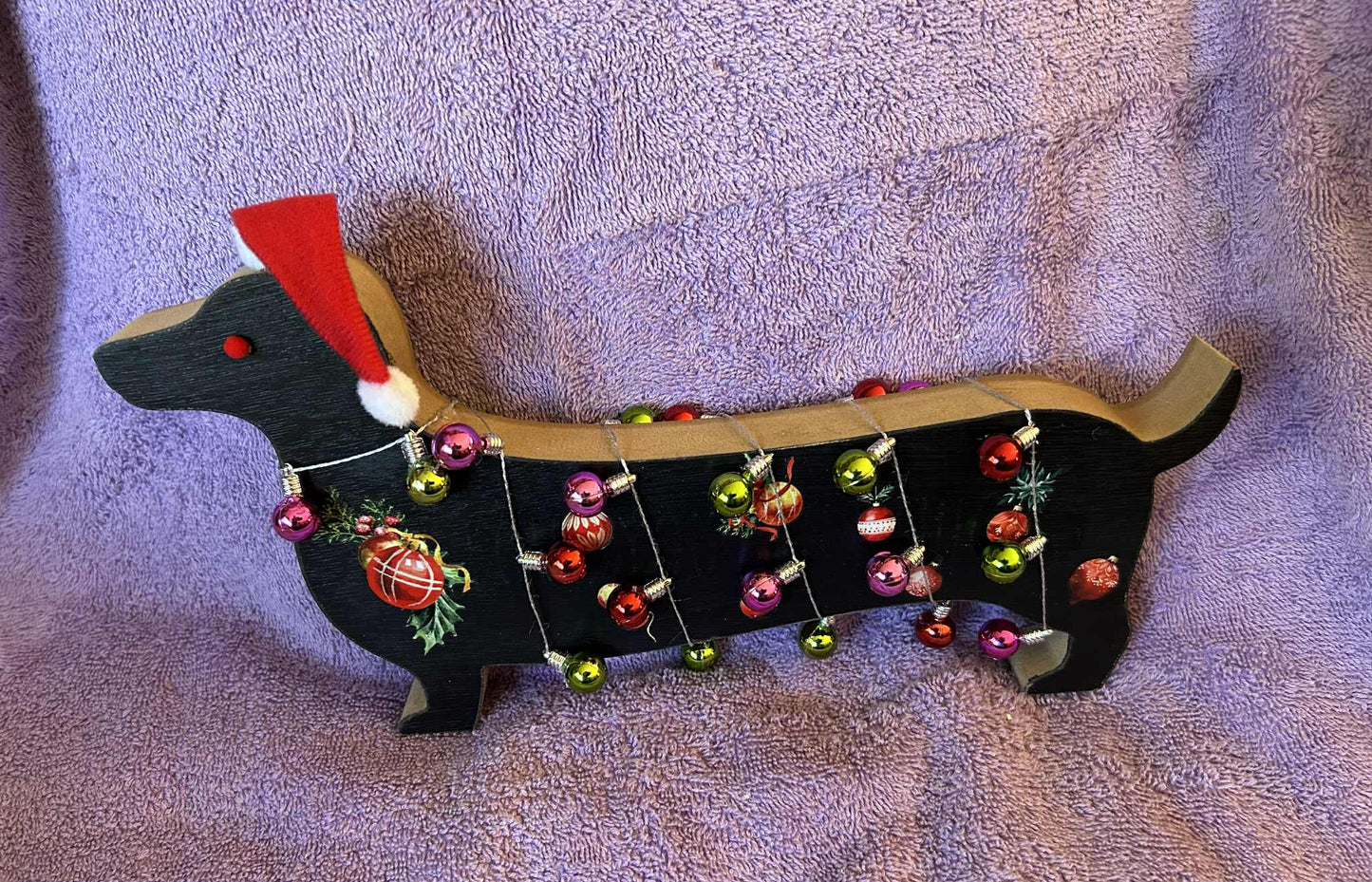 Tangled in Balls Dachshund (0106)