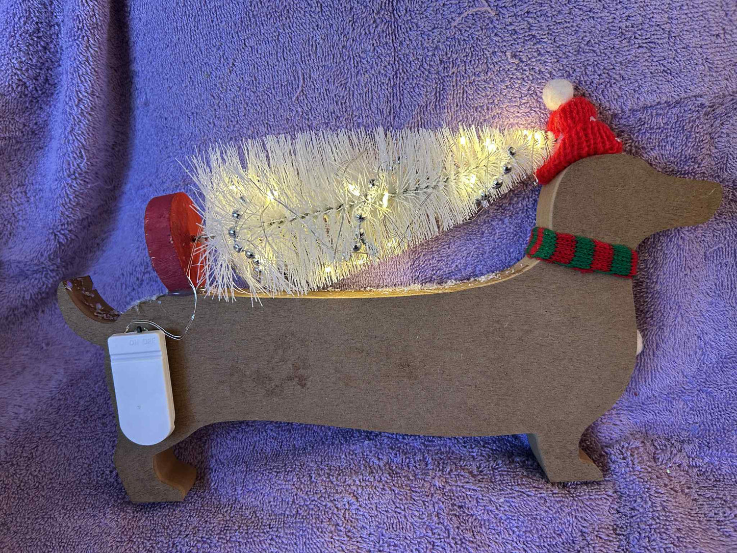 Snowy Scene Lighted Dachshund (0103)