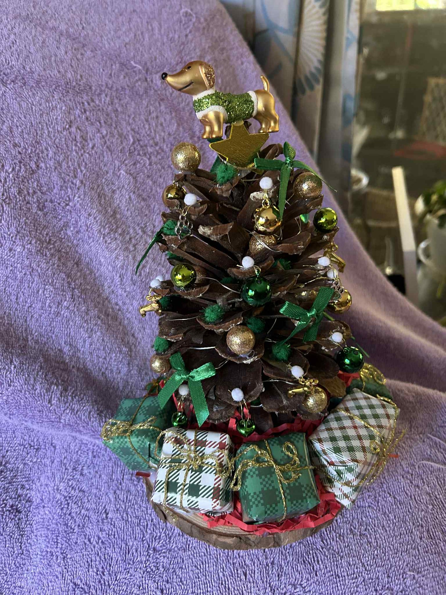 Dachshund Pine Cone Christmas Tree
