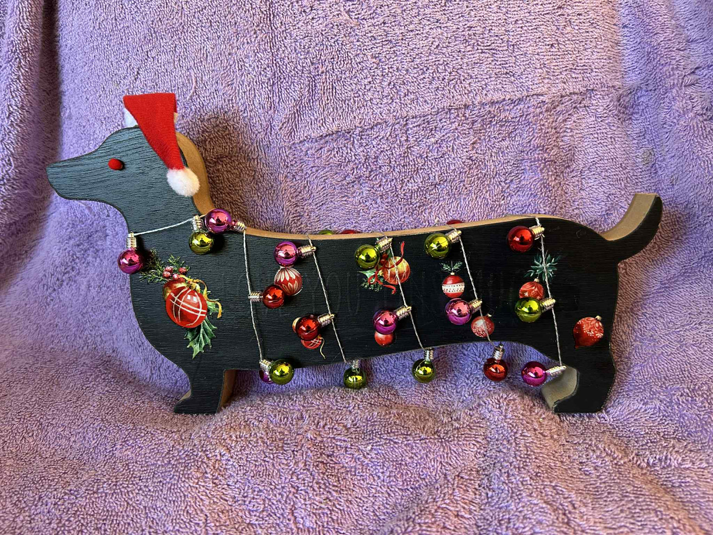 Tangled in Balls Dachshund (0106)