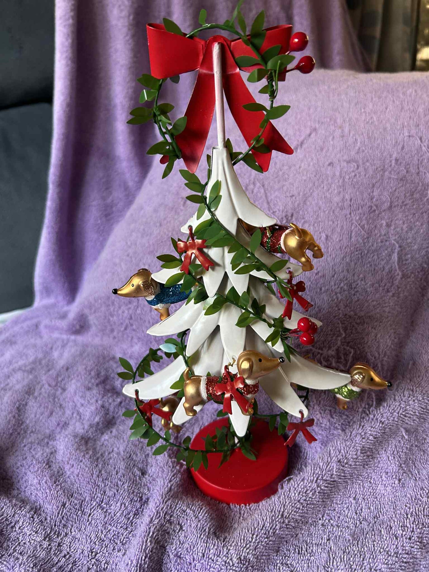 Metal Dachshund Christmas Tree