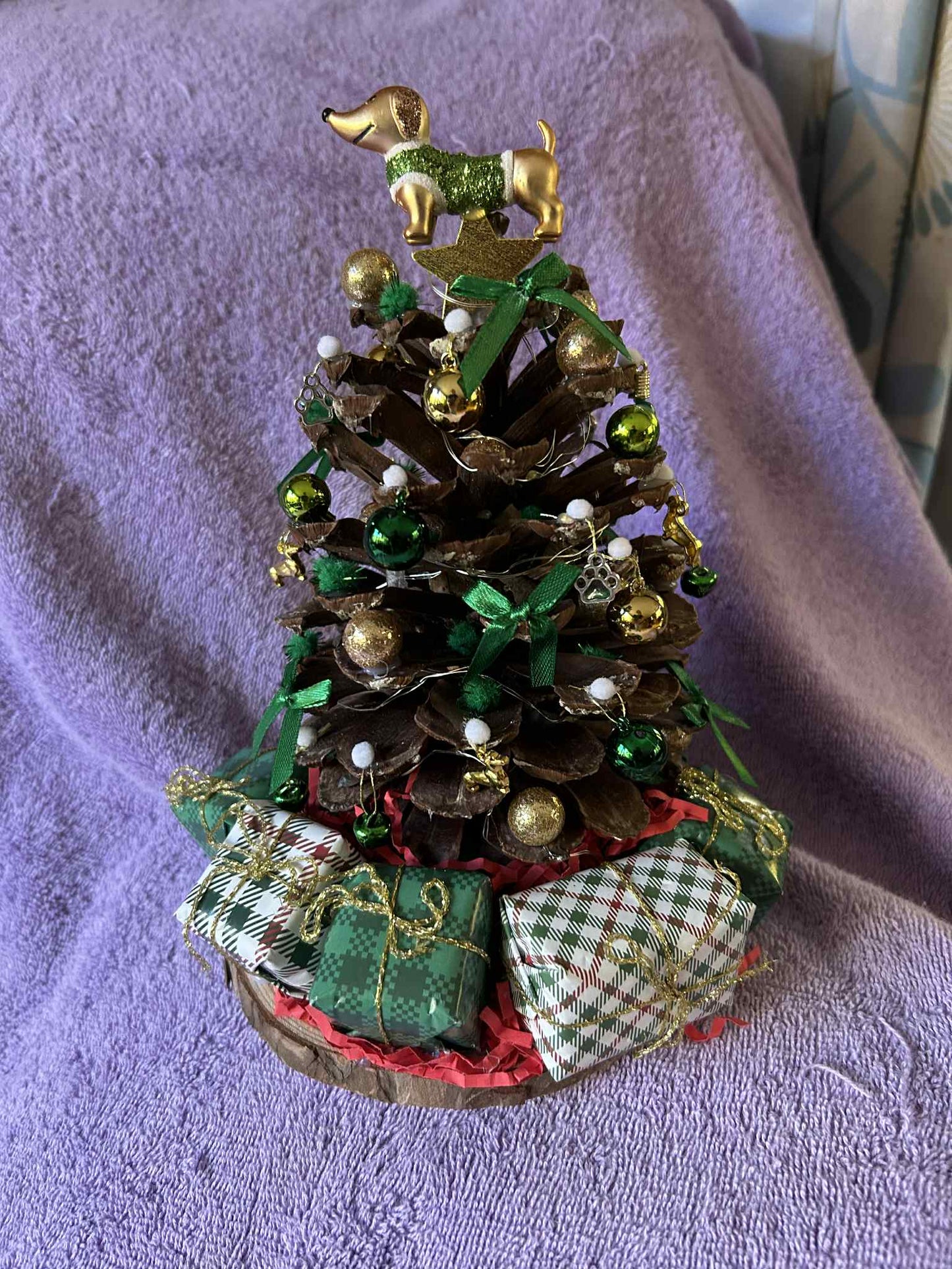 Dachshund Pine Cone Christmas Tree