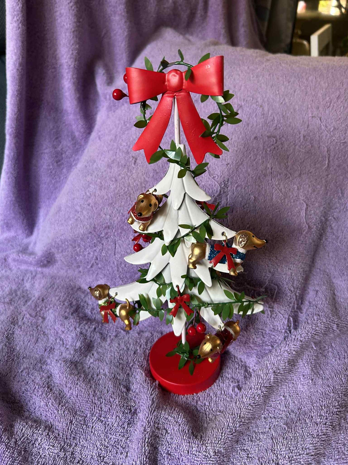Metal Dachshund Christmas Tree