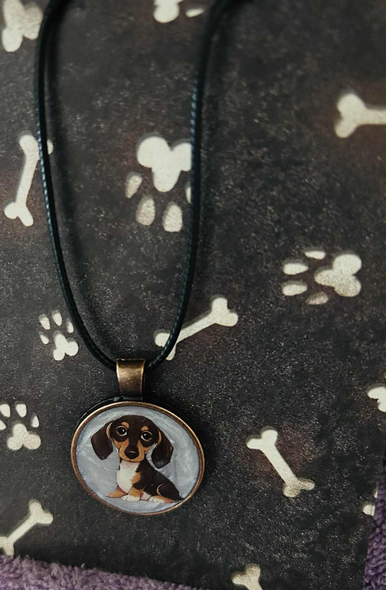 Round Dachshund Resin Pendant